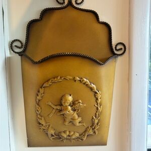 Southern Living Glorious Door Bucket brand new, never used